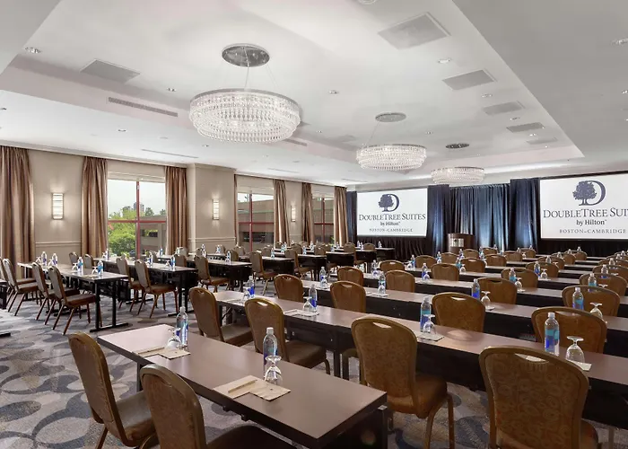 Doubletree Suites By Hilton Hotel Boston - Cambridge