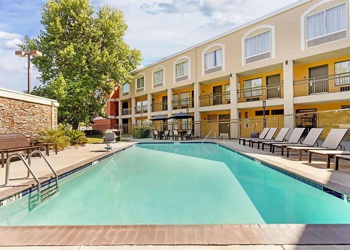 Best Western Plus Rancho Cordova Inn