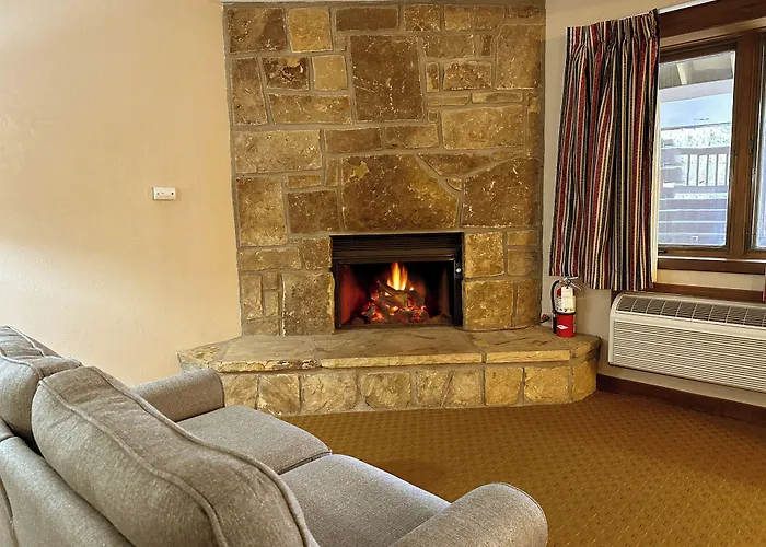 Sidney James Mountain Lodge