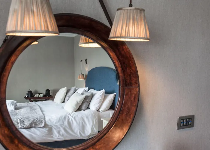 The White Lion Hotel