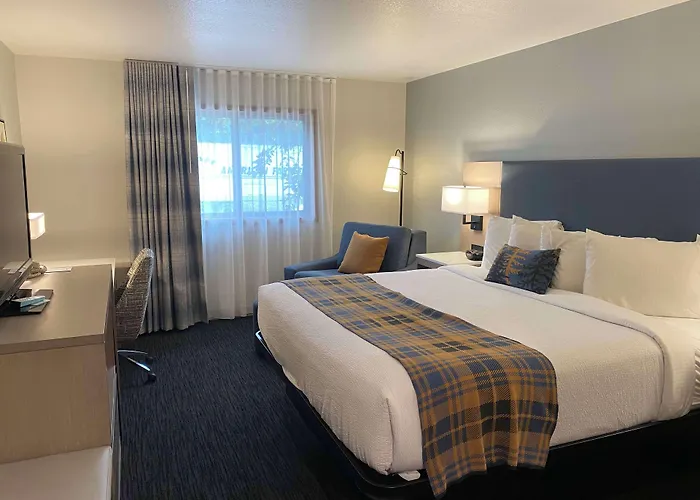 Best Western Lake Lucille Inn