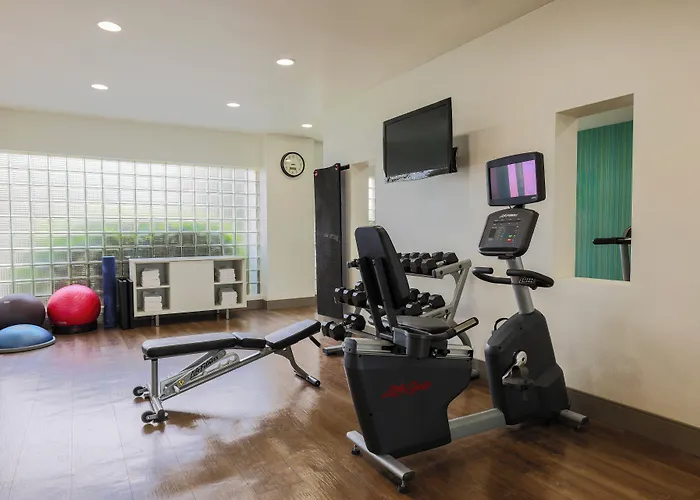 Holiday Inn Express Burlington By Ihg