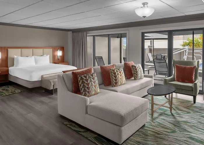 Doubletree By Hilton New Orleans