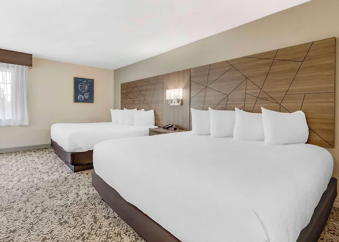 Best Western Plus Grand Manor Inn