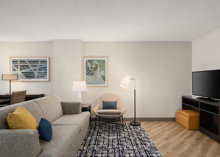 Embassy Suites By Hilton Seattle - Tacoma International Airport