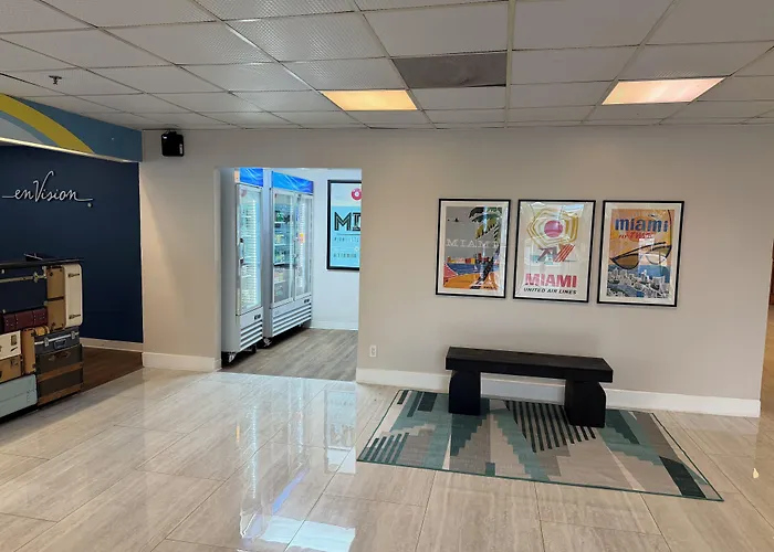 Envision Hotel Miami International Airport