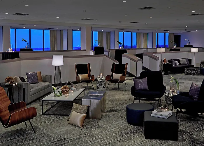 Renaissance St. Louis Airport Hotel