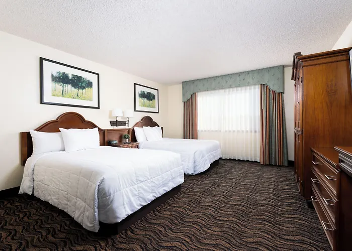 Mcm Elegante Suites Abilene