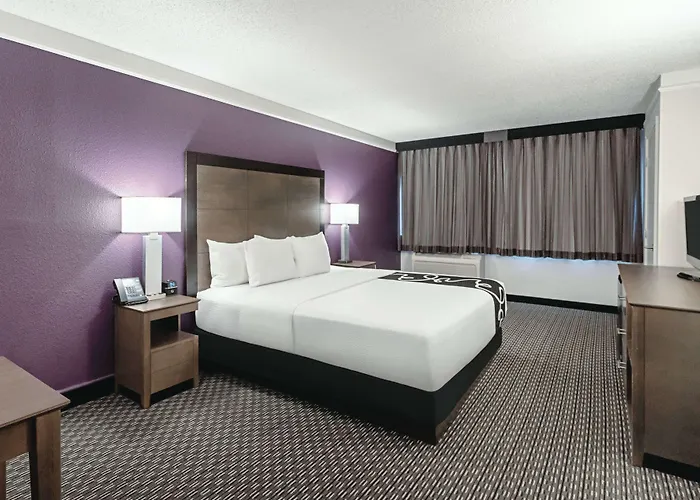 La Quinta By Wyndham Lubbock West Medical Center