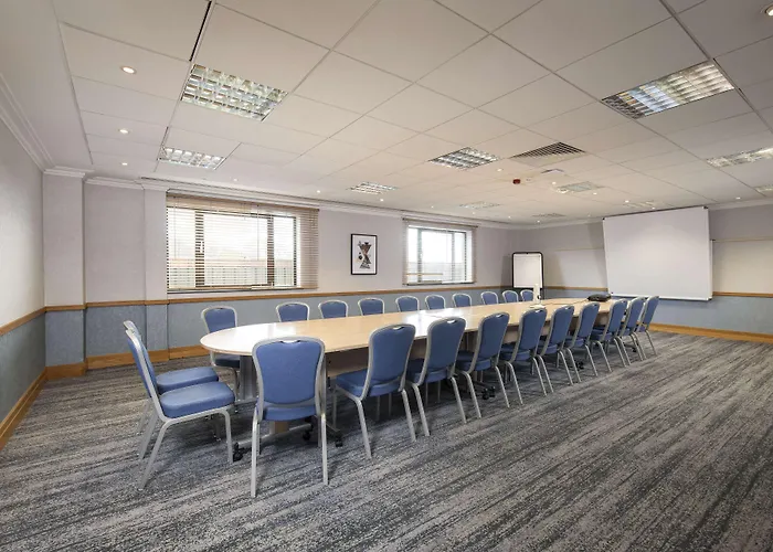 Doubletree By Hilton Swindon Hotel
