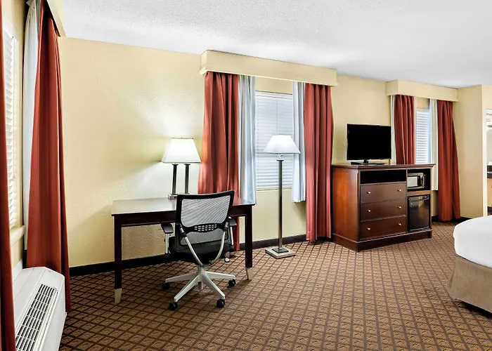 Best Western Coach House
