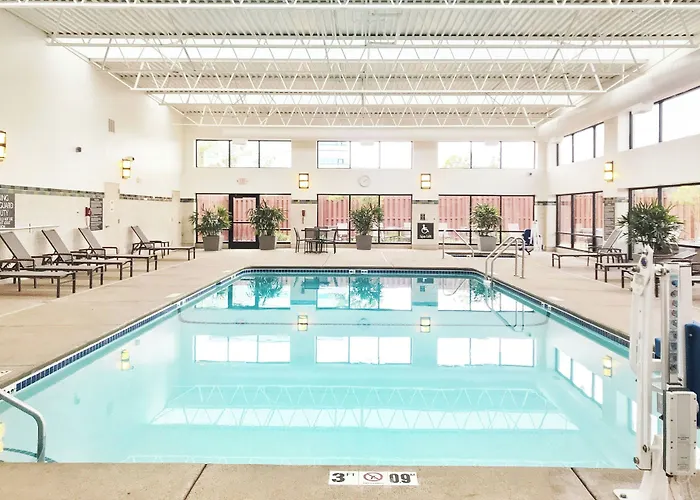 Delta Hotels By Marriott Minneapolis Northeast