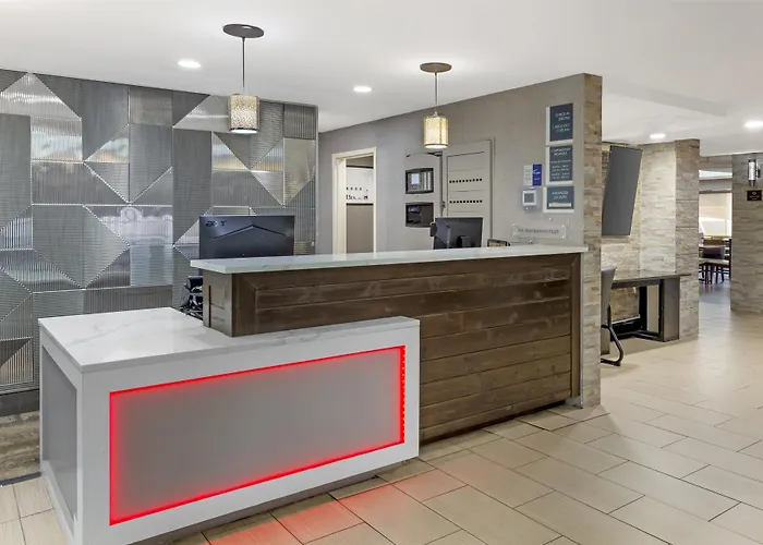 Best Western Plus Raleigh Crabtree Valley Hotel