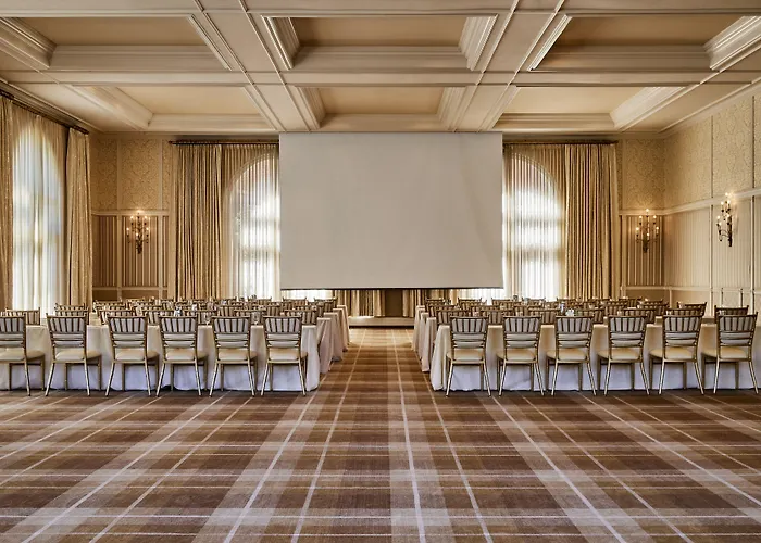 Hotel Jerome, An Auberge Resort