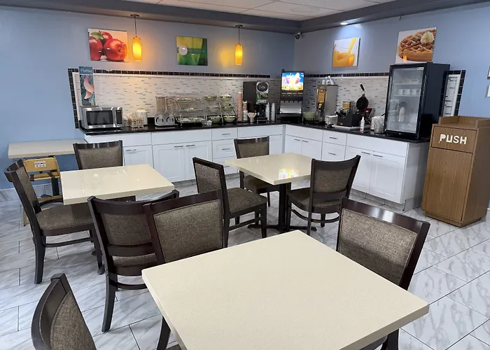 Quality Inn Manitowoc