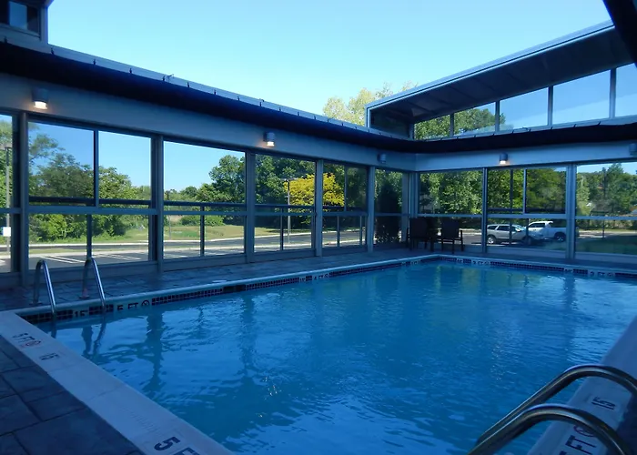 Holiday Inn Express Milford By Ihg