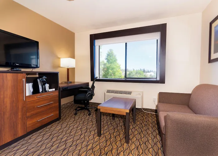 Grand Canyon Hotel & Suites
