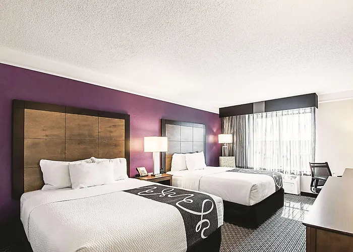 La Quinta By Wyndham Cincinnati Sharonville
