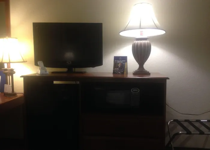 Quality Inn Benson I-10 Exit 304