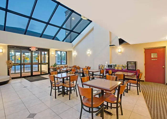 Days Inn By Wyndham Parsippany