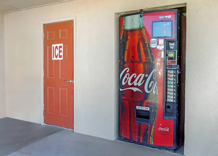 Econo Lodge Inn & Suites Socorro