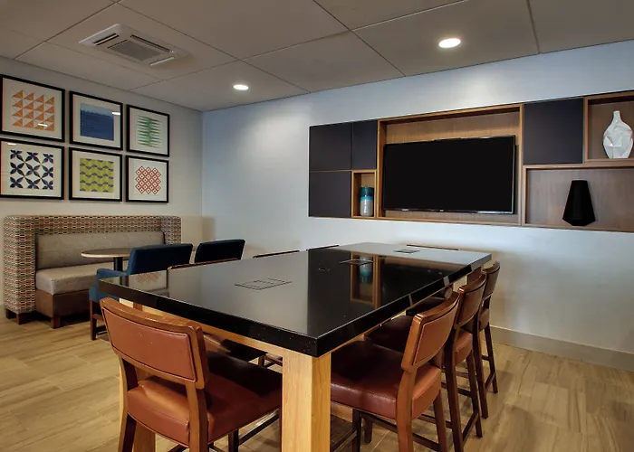 Holiday Inn Express Baltimore BWI Airport West By Ihg