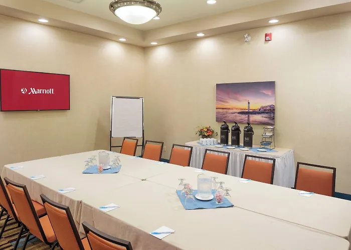 Fairfield Inn & Suites By Marriott Belleville