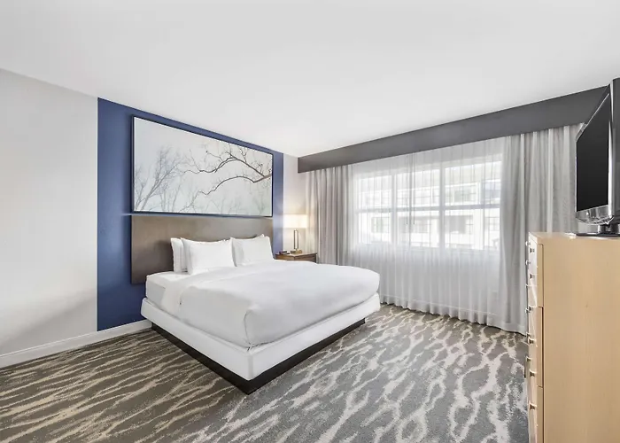 Doubletree Suites By Hilton Hotel Huntsville South