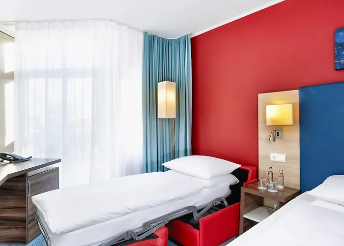 Sunday Hotel Köln Brühl