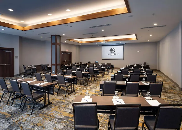 Doubletree By Hilton Madison East