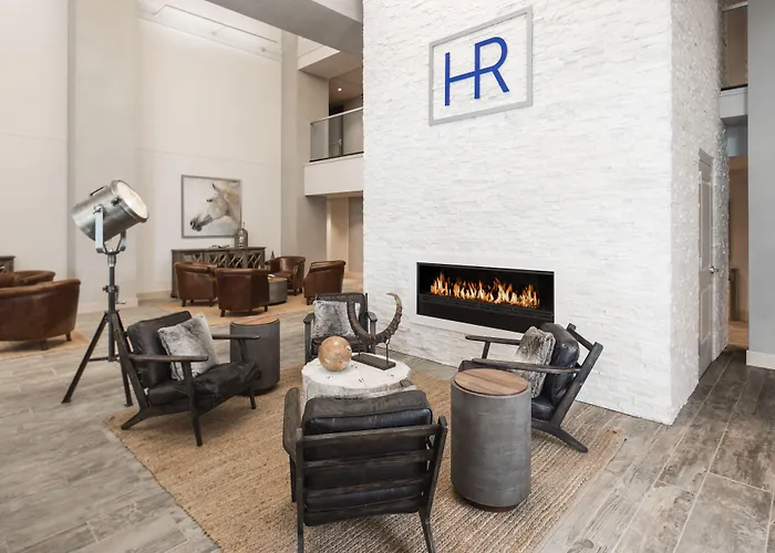 Hotel Renovo Des Moines Urbandale,Tapestry Collection Hilton