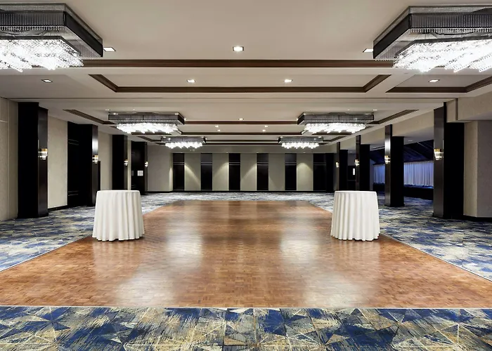 Sheraton Montreal Airport Hotel