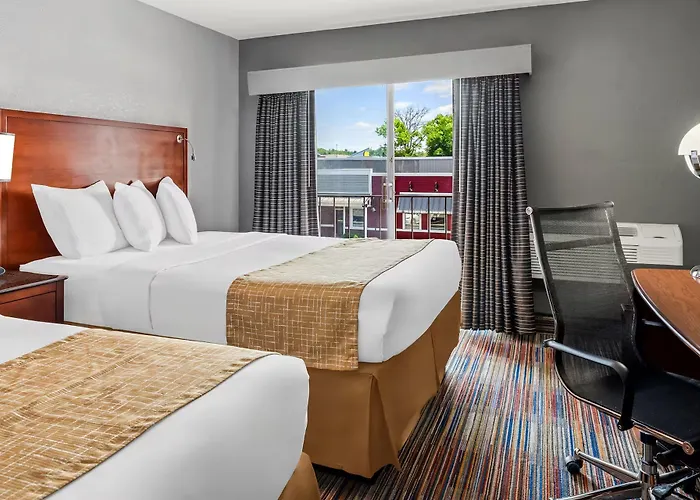 Travelodge By Wyndham Bloomington