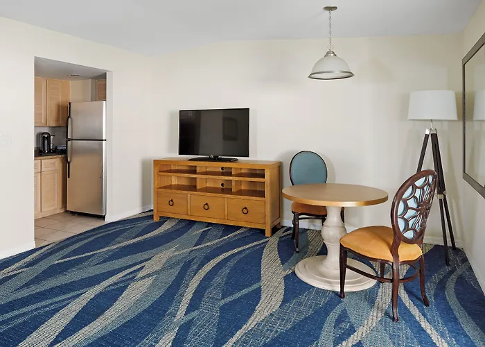Reefhouse Resort And Marina