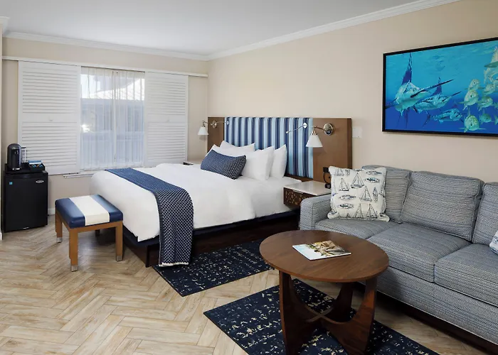 Reefhouse Resort And Marina