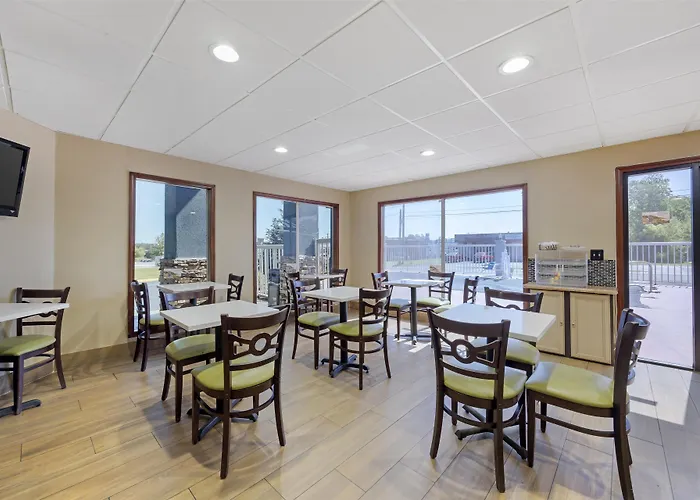 Best Western Fairwinds Inn