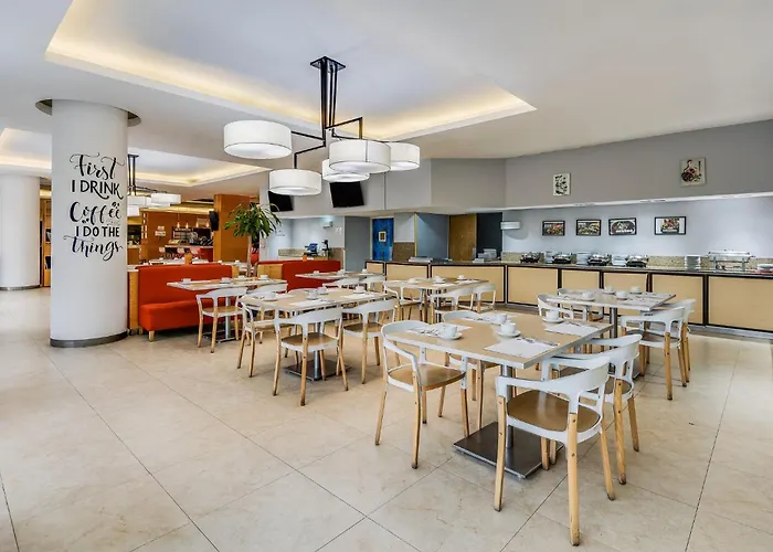 Fiesta Inn Monterrey Valle