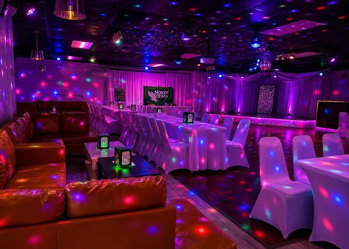 R Nite Star Hotel At Arlington Entertainment District