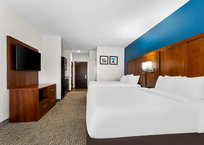 Comfort Inn & Suites Augusta West Near Fort Gordon