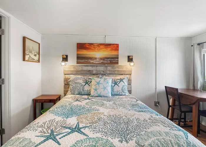 Oceanside Ocean Front Cabins