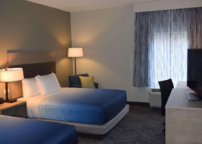 Howard Johnson Hotel - Middletown