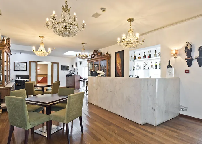 Golden Tulip Porto Gaia