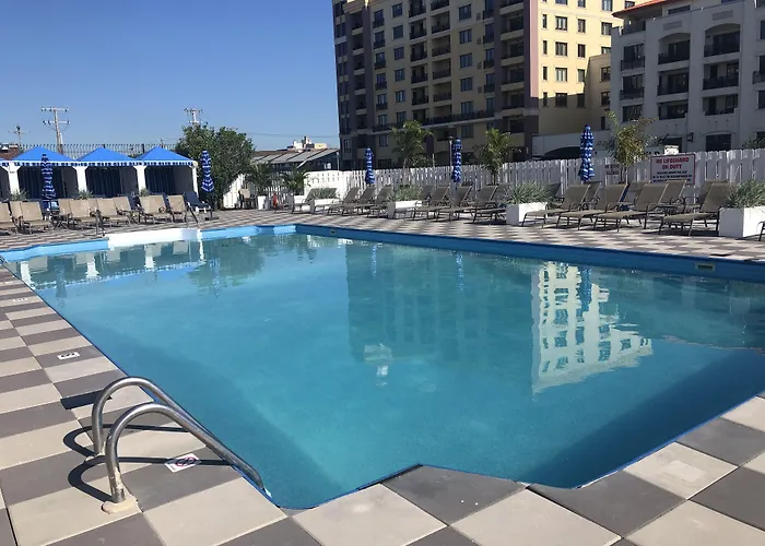 Berkeley Oceanfront Hotel