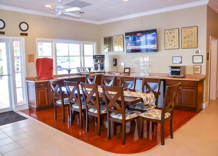 Gulfcoast Inn Naples