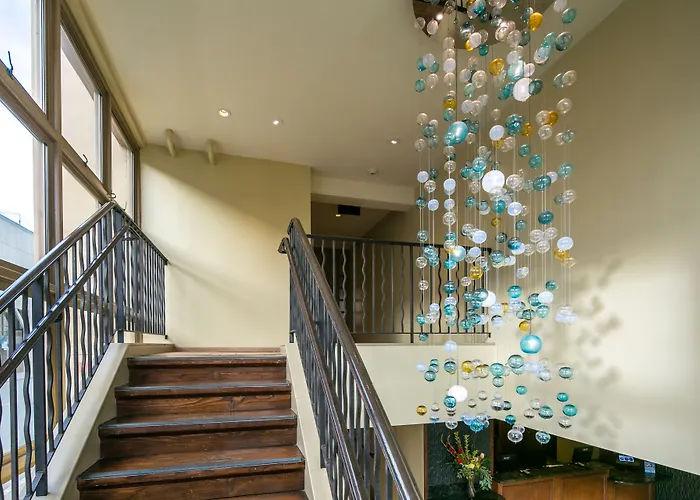 Monterey Bay Inn