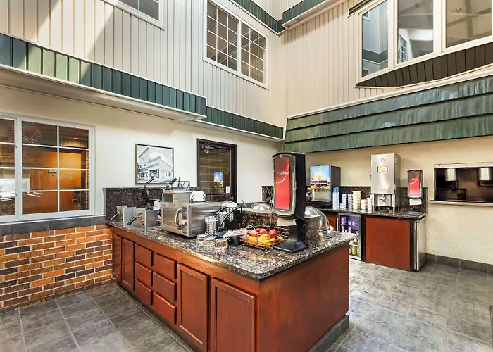 Best Western Plus Longbranch Hotel & Convention Center