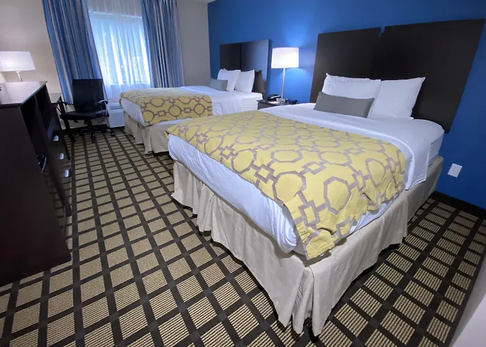 Baymont By Wyndham Latham Albany Airport