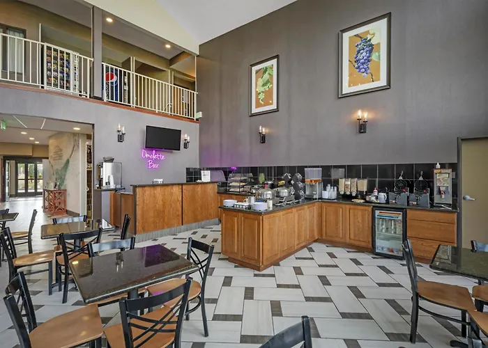 Best Western Plus Grapevine Inn