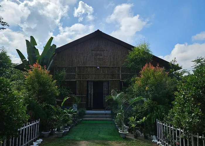 Kodom Bari Retreat, Kaziranga
