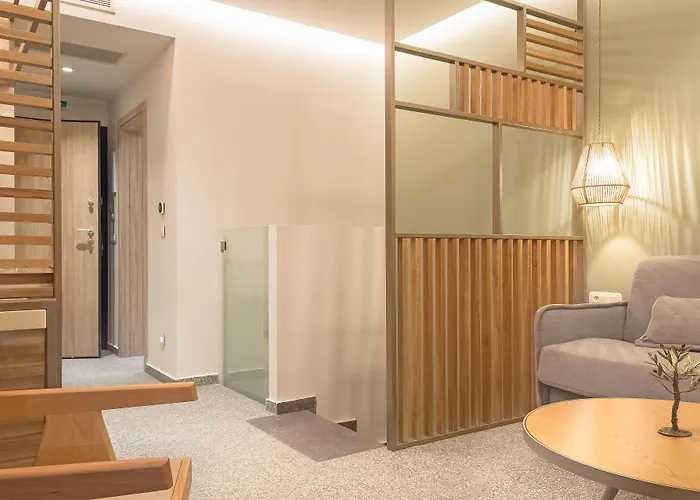 Eco Green Residences & Suites